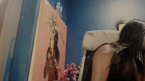 littleindianmilf online show from September 18, 11:09 am