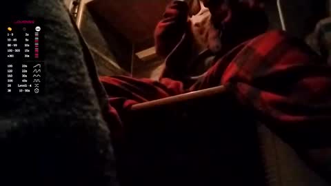 littleleo96 online show from October 15, 7:44 am