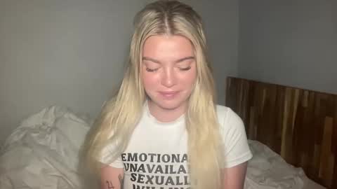 Marciabrady online show from April 9, 7:58 am