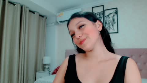 Sarahs Room online show from December 31, 3:23 am