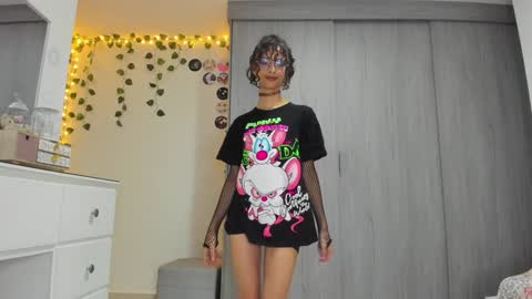 Snapshot of littlemoon18 chatting on January 28, 5:35 pm Luna online show from January 28, 5:35 pm
