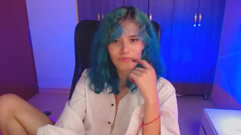 LAUREN online show from October 14, 2:03 am