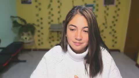 Mia  online show from April 9, 4:04 am