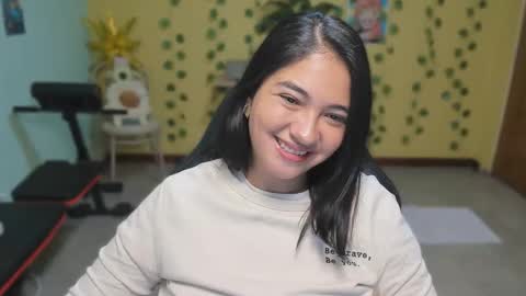 Mia  online show from January 15, 5:13 am