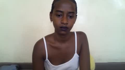 littlesandie online show from October 29, 6:50 am