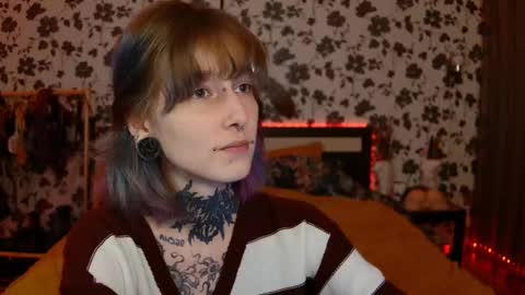 Snapshot of littlespacemouse chatting on September 14, 5:22 pm Niki free tg channel with some photos gifs and info about streams online show from September 14, 5:22 pm