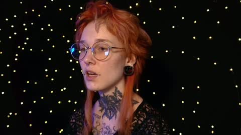 Snapshot of littlespacemouse chatting on February 7, 11:01 am Niki free tg channel with some photos gifs and info about streams online show from February 7, 11:01 am