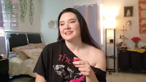 Eliza online show from December 4, 1:35 pm