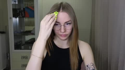 Eliana online show from December 9, 11:15 am