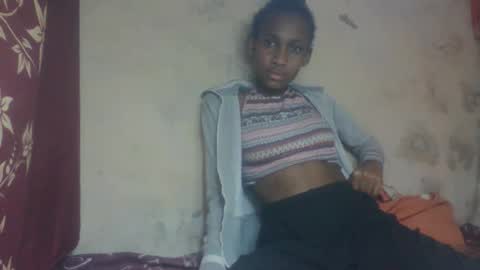 Snapshot of littleyanah chatting on September 14, 7:23 pm yanah online show from September 14, 7:23 pm