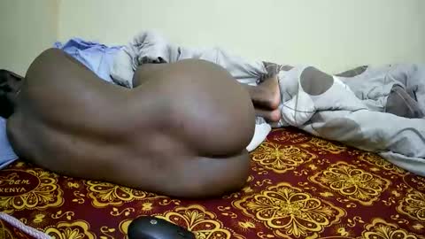 Snapshot of litulie chatting on October 9, 11:36 am litulie online show from October 9, 11:36 am