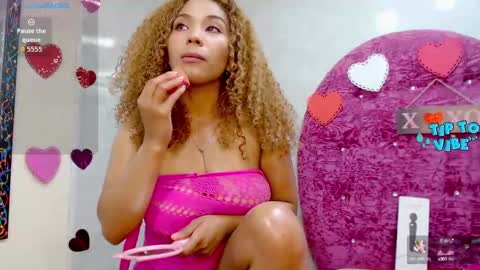 Litzy online show from September 25, 4:39 pm