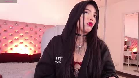 Nicky online show from October 28, 3:34 am