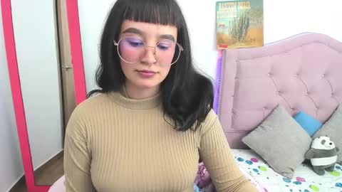 Snapshot of liv_rosse chatting on February 11, 10:50 pm Katalina Novoa. online show from February 11, 10:50 pm