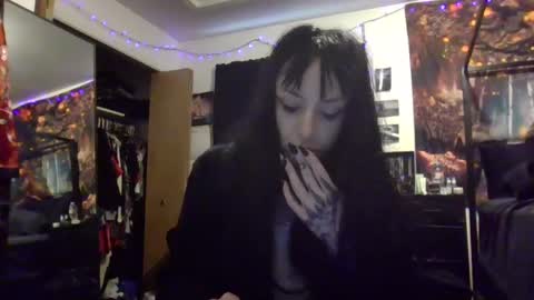 Liv Mirage online show from December 28, 6:50 pm