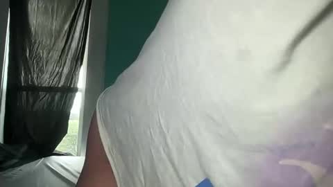 Livvy online show from October 16, 1:47 pm