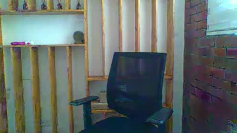 liz_28 online show from November 7, 5:18 pm