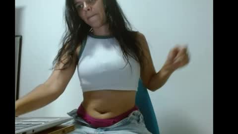 liz_fe online show from April 15, 1:28 am