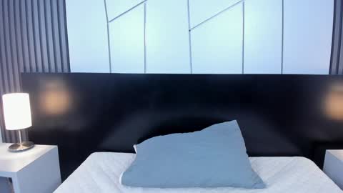Snapshot of liz_goth chatting on January 18, 1:08 pm Liz online show from January 18, 1:08 pm