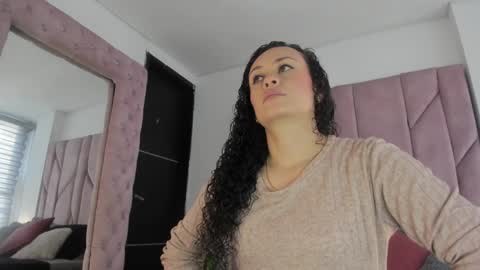 Liz  online show from January 28, 12:22 pm