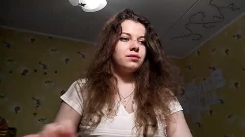 Molly online show from April 29, 5:40 pm