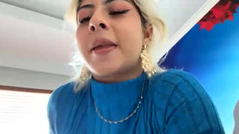 Lizeth online show from January 4, 6:19 pm