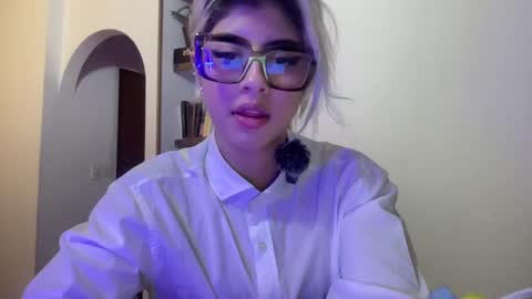 Lizeth online show from February 19, 11:57 pm