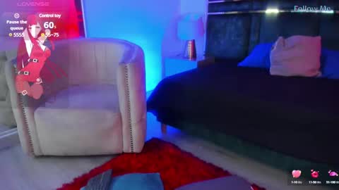 Snapshot of lizasweett_ chatting on March 7, 10:43 pm Liza online show from March 7, 10:43 pm