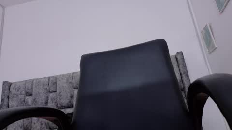 Snapshot of lizbeth_ross chatting on October 4, 1:50 pm LIZBETH ROSS online show from October 4, 1:50 pm