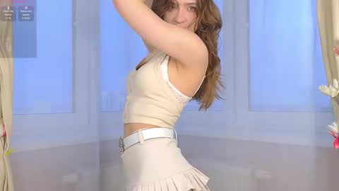 Hello there im Amelia Im new here Lets have fun online show from October 23, 3:23 am