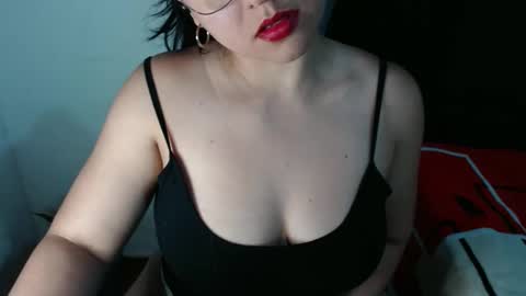 Snapshot of lizbodu chatting on October 2, 1:43 am Lizze Bodu 3 online show from October 2, 1:43 am