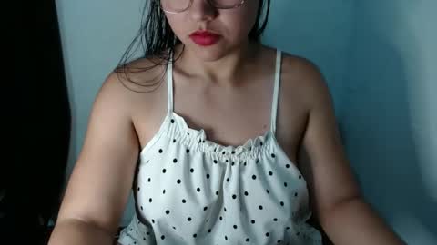 Snapshot of lizbodu chatting on February 7, 12:20 am Lizze Bodu 3 online show from February 7, 12:20 am