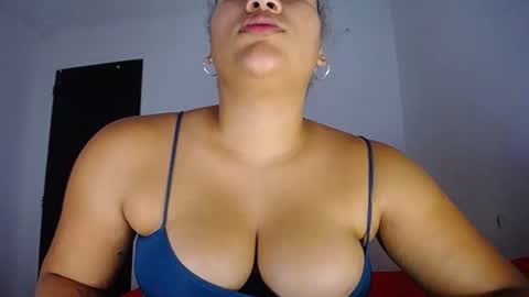 Snapshot of lize_lisha chatting on October 2, 2:38 am lizze online show from October 2, 2:38 am