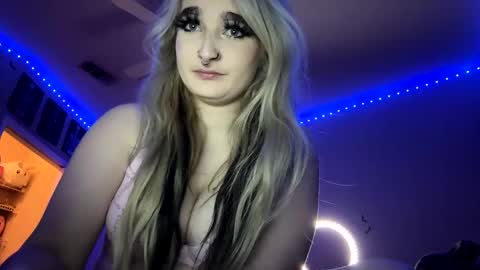 Lizz  online show from January 24, 2:49 am