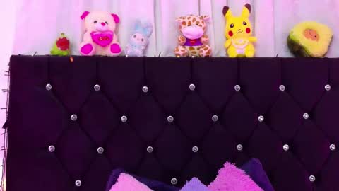 Snapshot of lizz_bela1 chatting on October 16, 10:56 pm Lizz online show from October 16, 10:56 pm