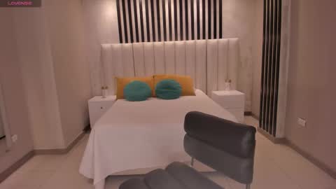 Lizz online show from September 20, 3:27 am