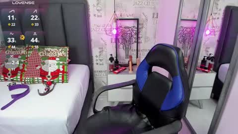       online show from December 14, 12:44 pm