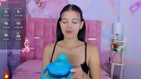 Snapshot of lizzmartin chatting on February 26, 7:40 pm Sweet Lizz online show from February 26, 7:40 pm
