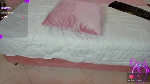 Snapshot of lizzy_joss chatting on October 29, 11:40 pm Lizzy Joss online show from October 29, 11:40 pm