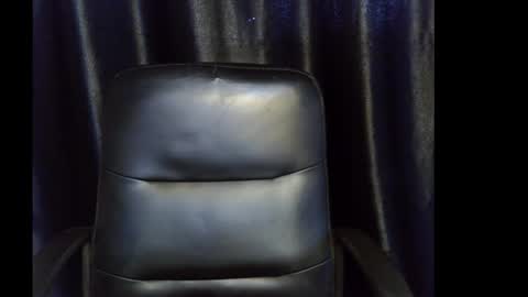 lizzy online show from October 6, 9:04 am