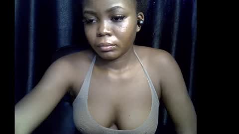 lizzy online show from October 9, 12:31 pm