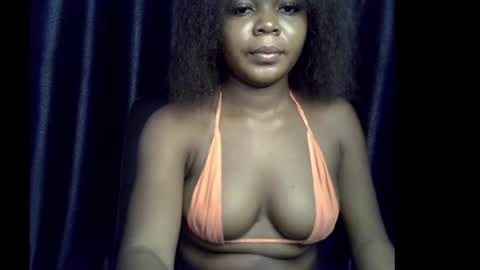 lizzy online show from October 10, 6:24 pm