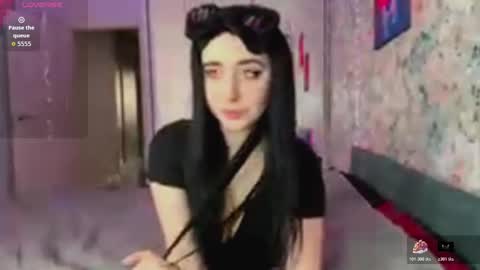 Lizzy 3 online show from March 18, 11:15 am