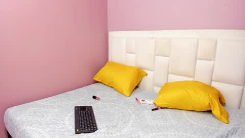 LizzySato online show from October 15, 8:55 pm