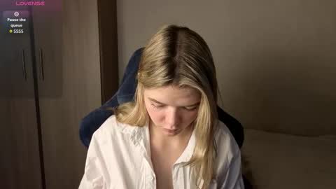 Snapshot of logandrive chatting on October 20, 9:34 am Katana online show from October 20, 9:34 am