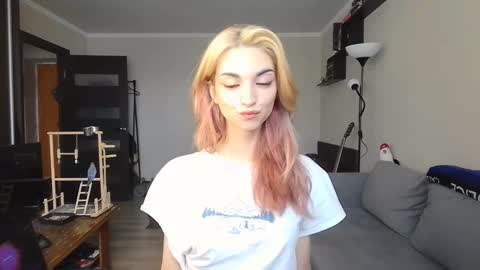 Amelia online show from October 1, 10:09 am