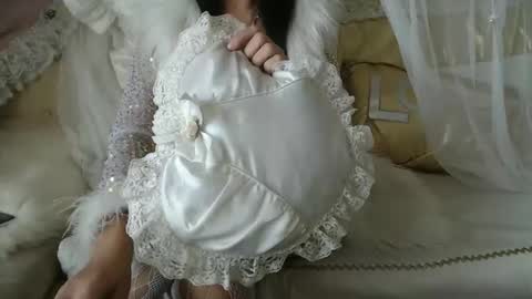 Snapshot of lokagold chatting on October 2, 8:08 am Lilu online show from October 2, 8:08 am