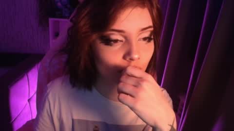 lola online show from January 7, 6:45 pm