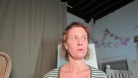 lola_belgium online show from February 12, 5:48 pm