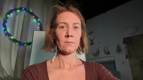 lola_belgium online show from January 19, 2:49 pm